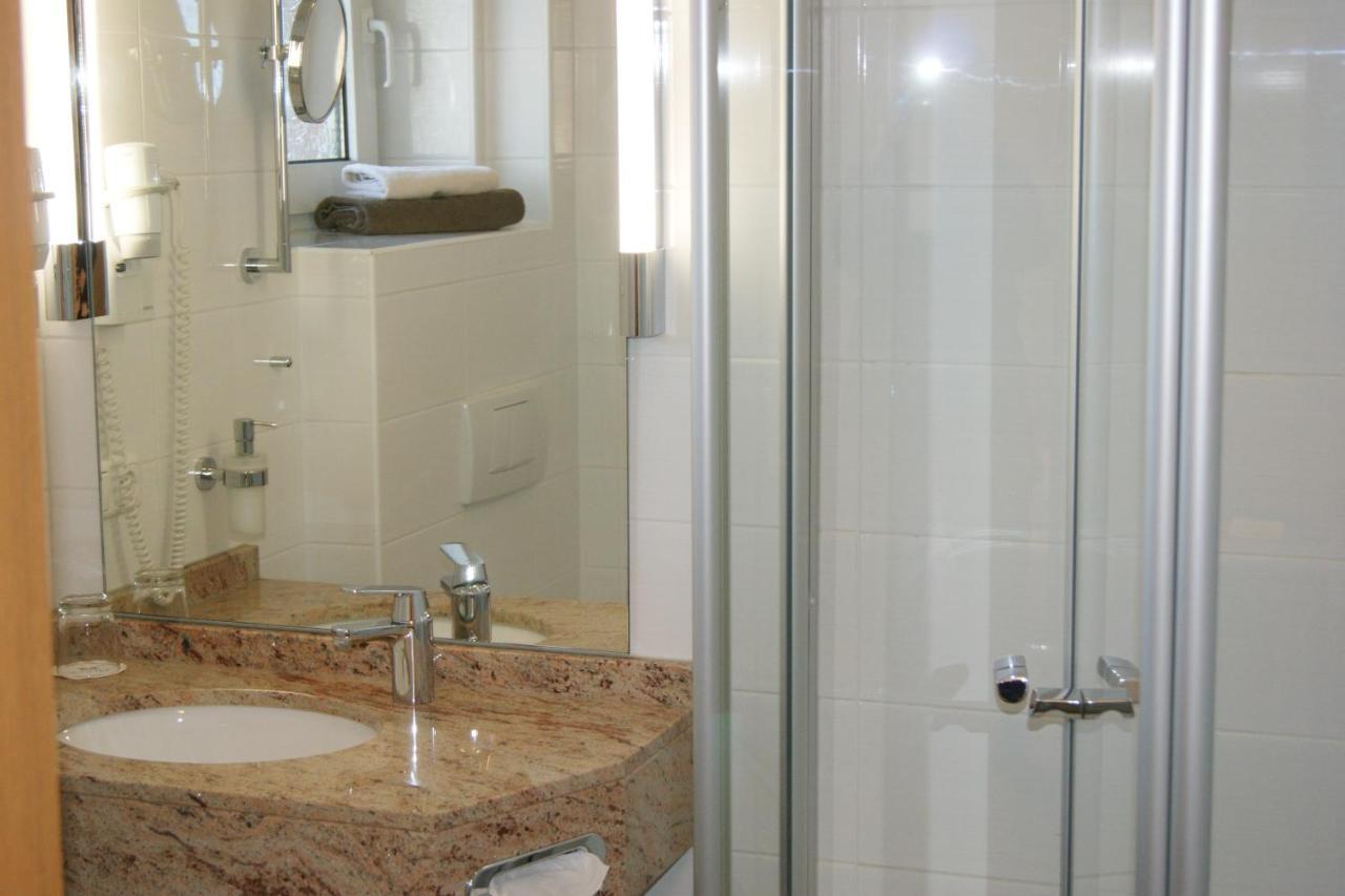 Land-Gut-Hotel Allerhof Frankenfeld Экстерьер фото